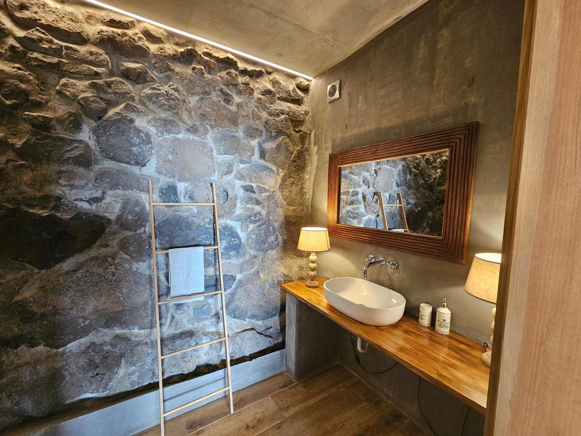 Les Terrasses Suites Кальета Экстерьер фото